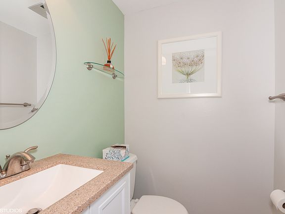 5th image of 461 Wandsworth Cir