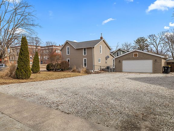 5th image of 1135 Court St