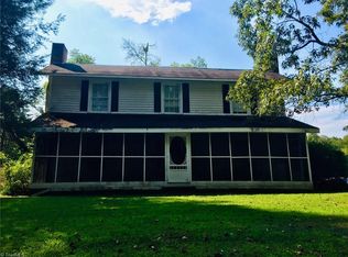 2555 Country Club Rd, Wilkesboro, NC 28697