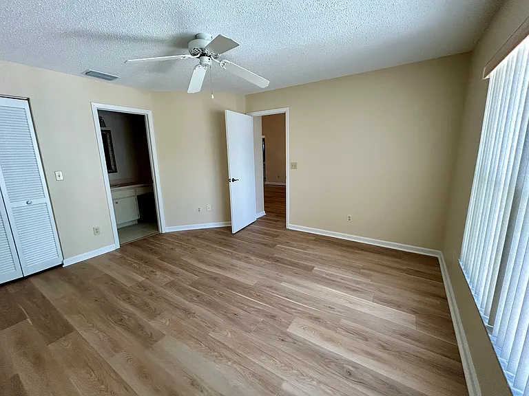 1481 Cairn Ct — Photo 15
