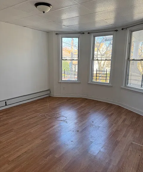 168 Hillside Ave #1R — Photo 4