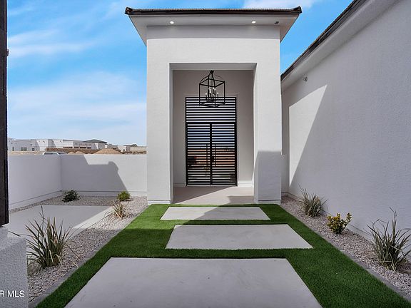 4th image of 2313 Tierra Zaria Pl