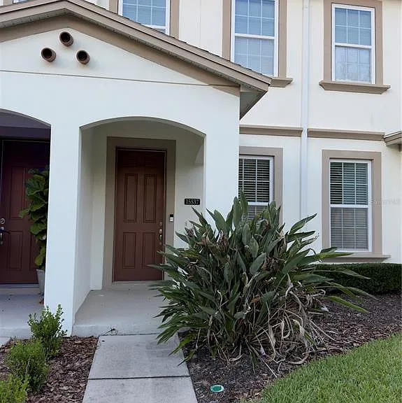 15537 Honeybell Dr — Photo 2