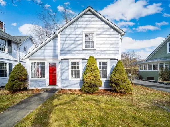 29 Merrit Avenue, Millbrook, NY 12545