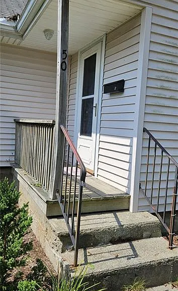 50 Fairwood Ave — Photo 5