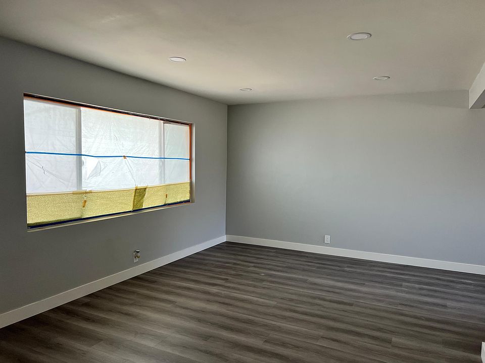 2nd image of 8847 Arcadia Ave
