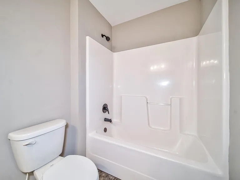4914 Whisper Creek Ct SW — Photo 16