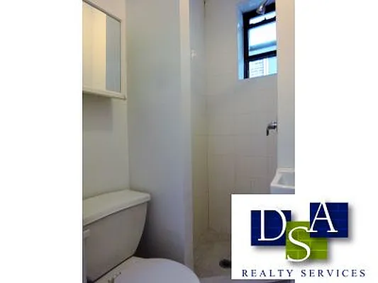 Rented by DSA Realty | media 37