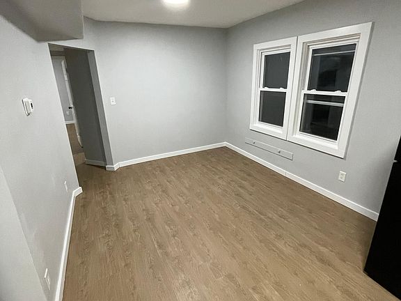 3rd image of 145 Vermont Ave Floor 2