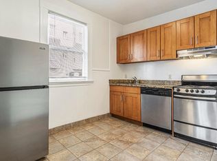 1385 Clay St #D-2, San Francisco, CA 94109