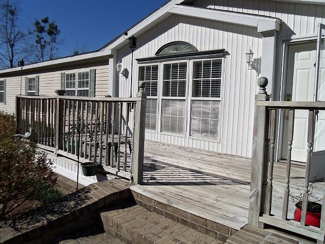 1st image of 173 NE Fern Ave #0