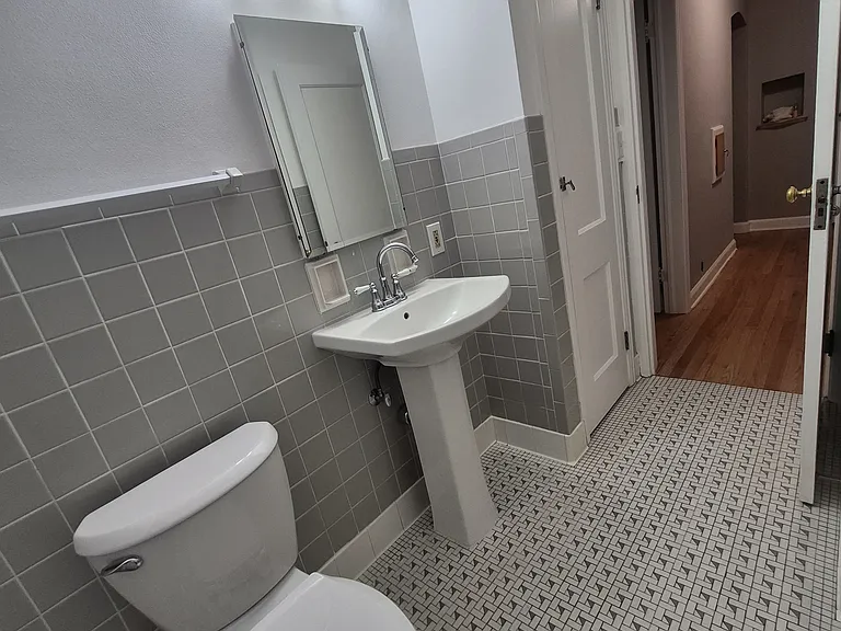 2805 N Avondale Blvd — Photo 11