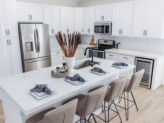 2nd image of 3034 N 39TH Street #12