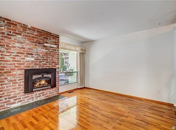 5th image of 15042 SE 15th St