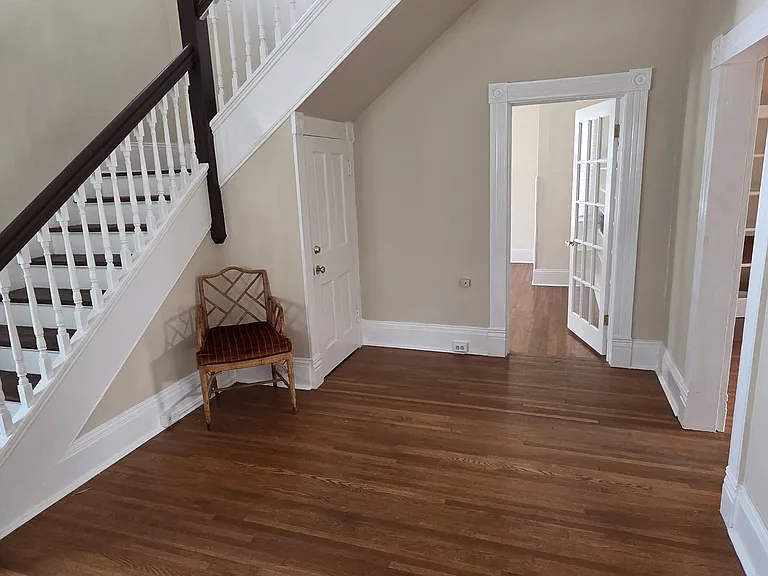 321 Pine St — Photo 6