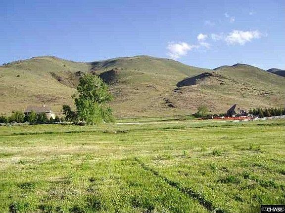 Surrounded by other equestrian property