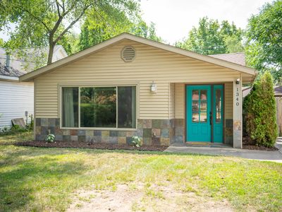 1340 Beechwood St NE, Grand Rapids, MI, 49505