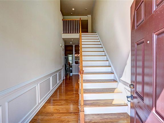 3rd image of 3001 Calabria Ct