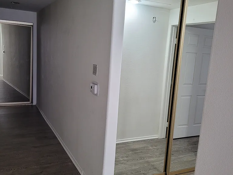 100 S Hayworth Ave #103 — Photo 6