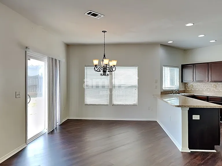 4430 Kiddle Ln — Photo 6