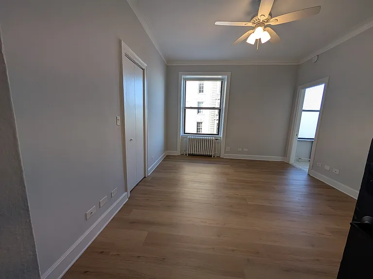 3330 N Lake Shore Dr — Photo 24
