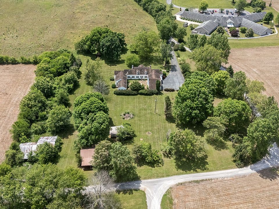 76th image of 162 Grizzell Ln