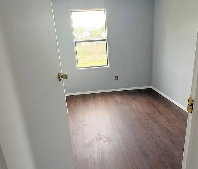 33159 Ohio Station Rd — Photo 3