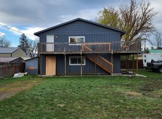 45 S 11th Ave #B, Elgin, OR 97827