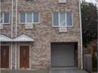 7860 79th Pl, Glendale, NY 11385