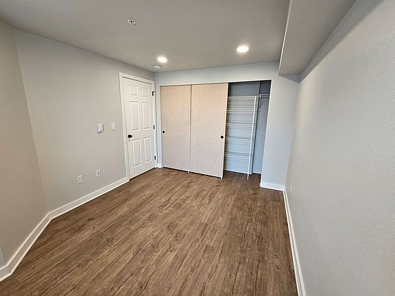 5th image of 312 11th Ave APT 501