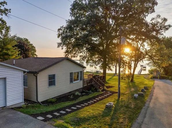 100 Potowatomi Drive, Edgerton, WI 53534