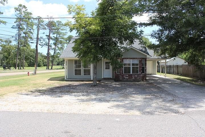 1st image of 29960 Pine Dr