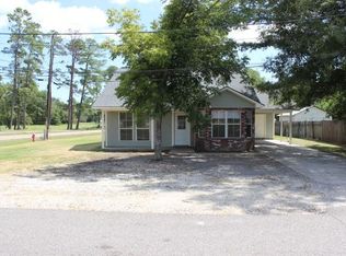 29960 Pine Dr, Albany, LA 70711