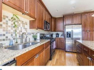 493B Harmon Rd, Philadelphia, PA 19128