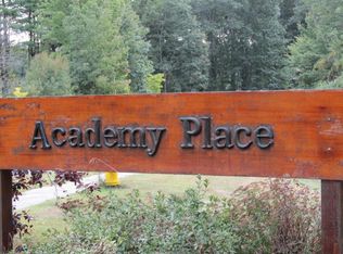 6 Academy Pl APT 14, Saco, ME 04072