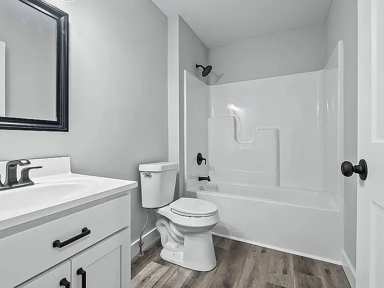 1108 Greenville Way — Photo 8