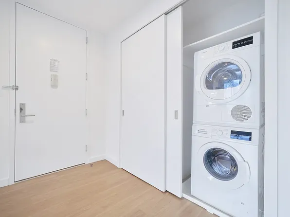 70 West 37th Street image 7 of 24