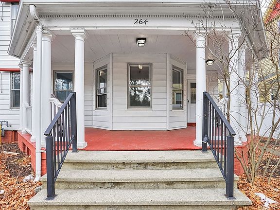 3rd image of 264 Sumner Ave