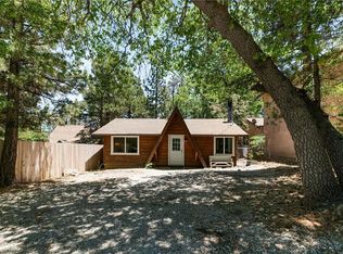 737 Sunset Ln, Sugarloaf, CA 92386