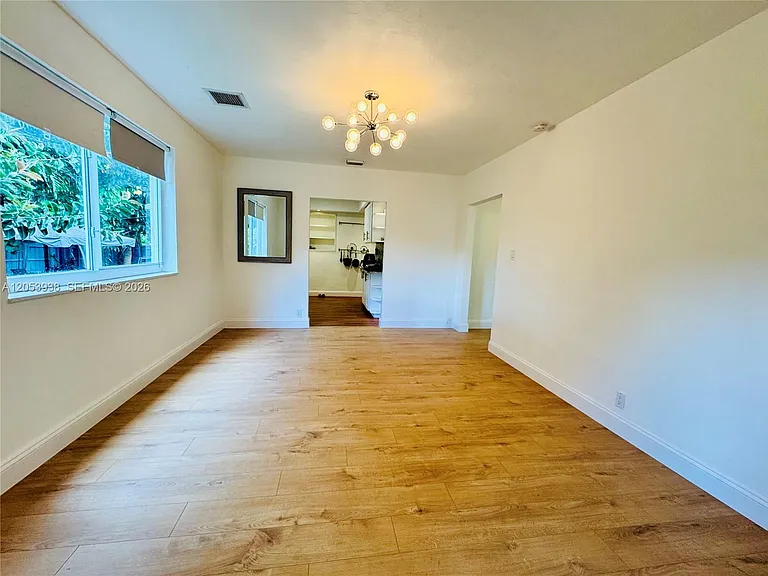920 N 26th Ave — Photo 2