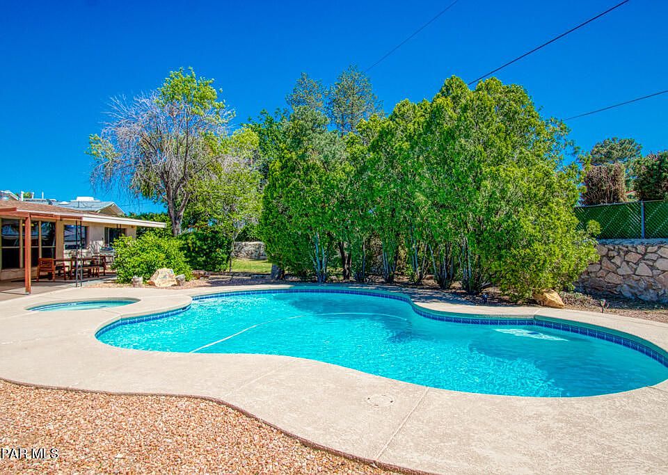 1st image of 8904 McCabe Dr