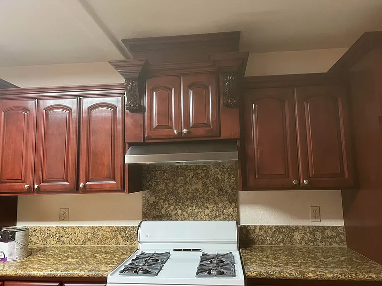 1023 Thomas Way — Photo 18