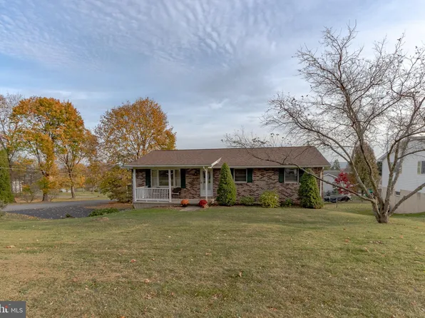 104 2nd St, Centre Hall, PA 16828