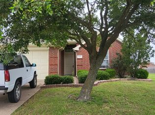 2100 Foxglove Ct, Forney, TX 75126
