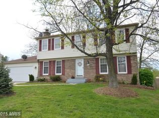 123 N Cameron St, Sterling, VA 20164