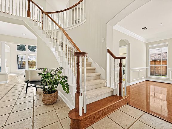 3rd image of 9614 Woodcliff Lake Dr