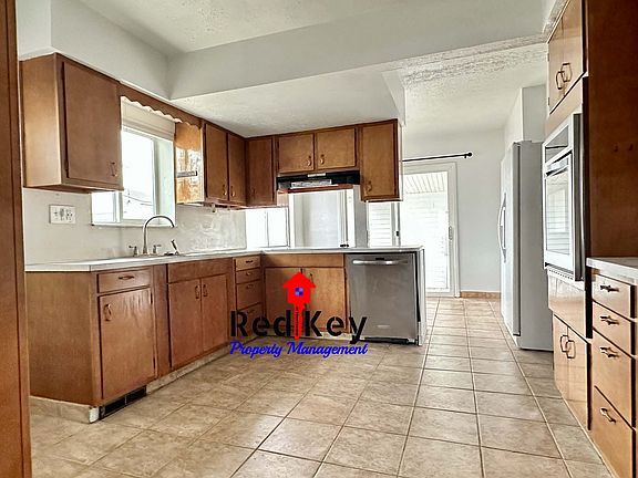 144 S 3rd St, Unit A, Tooele, UT 84074_11102022