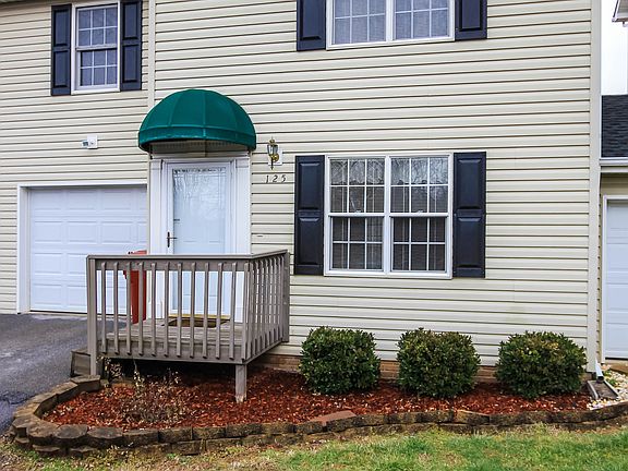 2nd image of 125 Glenstone Ct