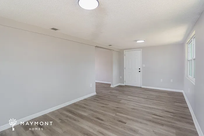 2 bed, 2.0 bath, 1270 sqft, $1,570 — Photo 3