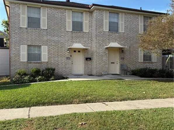 3812 Canterbury Ln, Metairie, LA 70001